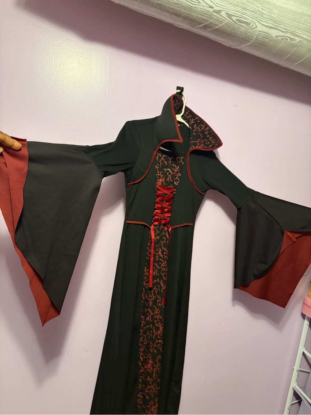 Gothic Black and Red Lace-Up Hooded dress for Halloween